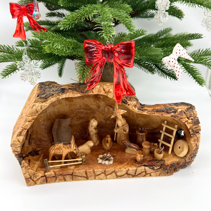 *NEW Nativity Scene in Raw Olive Wood Manger