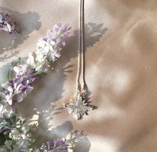 Load image into Gallery viewer, Two-Way Magnetic Star Of Bethlehem Necklace